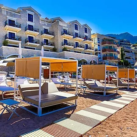 California By Aycon Hotel Podgorica