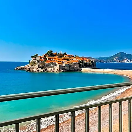 California By Aycon 5*